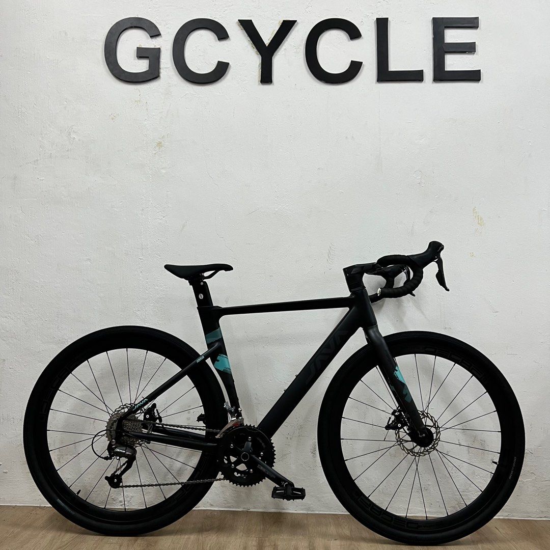 Gravel bike shimano sora 2025