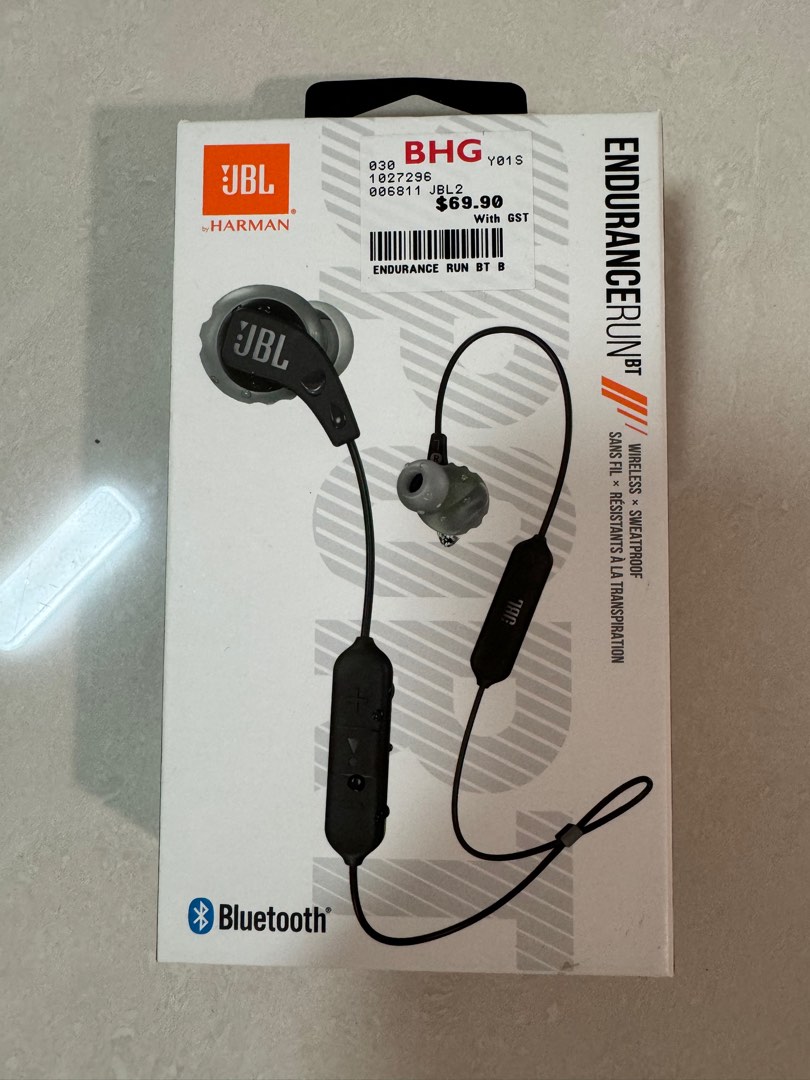 JBL Endurance Run Bluetooth Wireless Earpiece Audio Earphones on