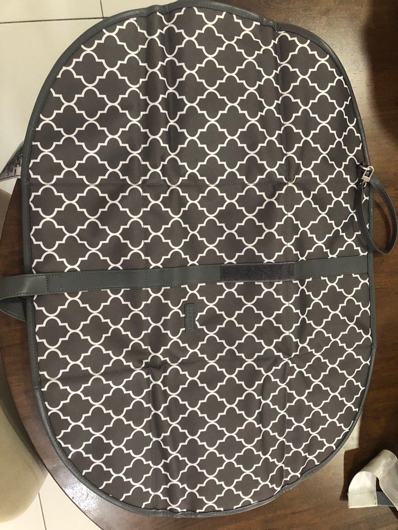 Jj cole diaper changing hot sale clutch