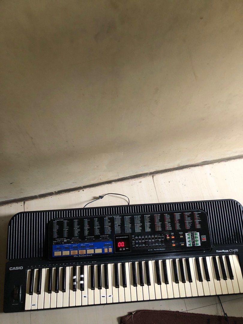 Keyboard piano casio tune bank ct670 not yamaha psr, Musik & Media