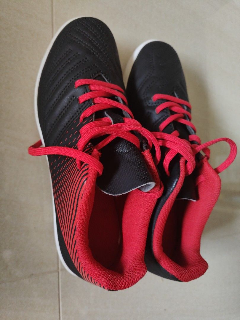 childrens indoor football boots
