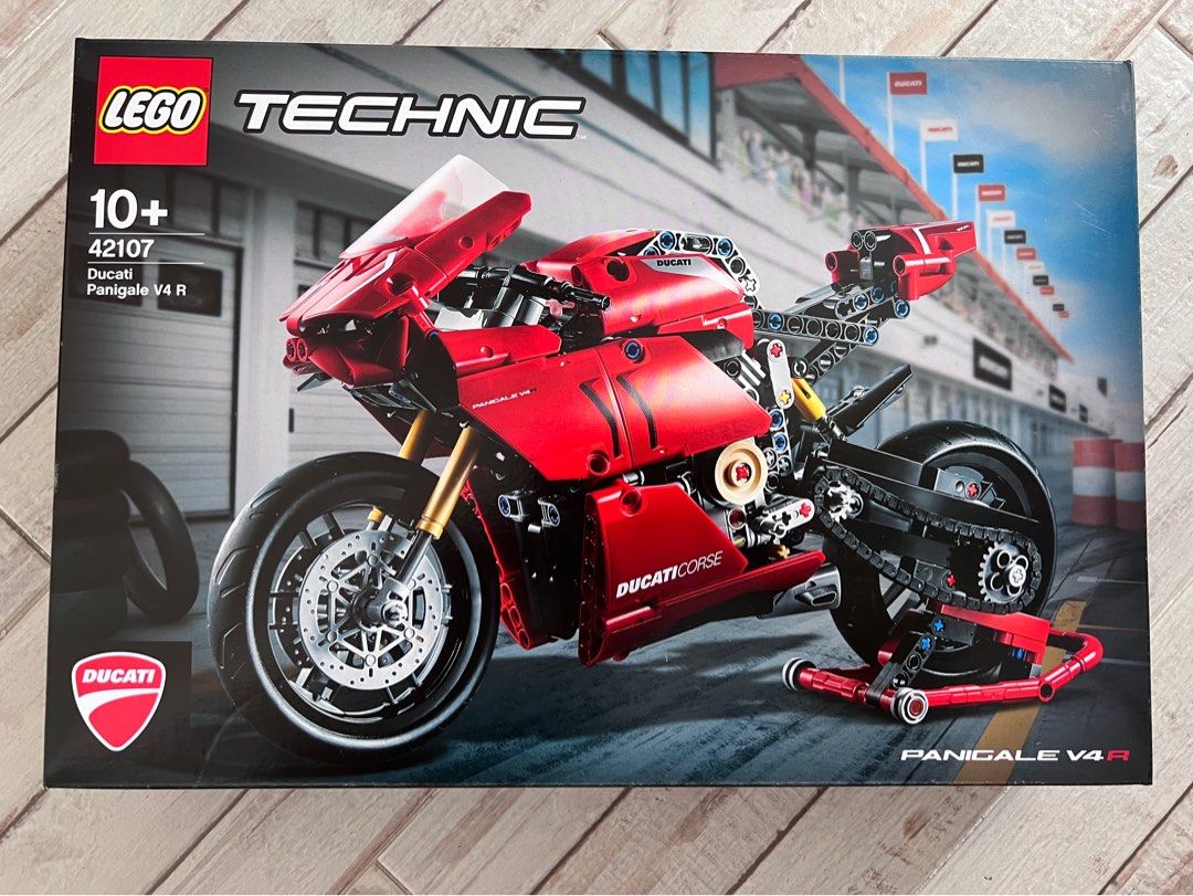 Lego 42107 Ducati Panigale V4 R, Hobbies & Toys, Toys & Games on