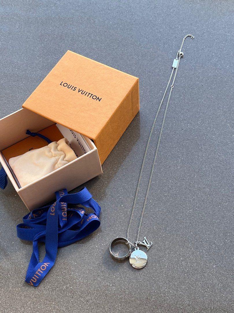 Louis vuitton monogram outlet charms necklace