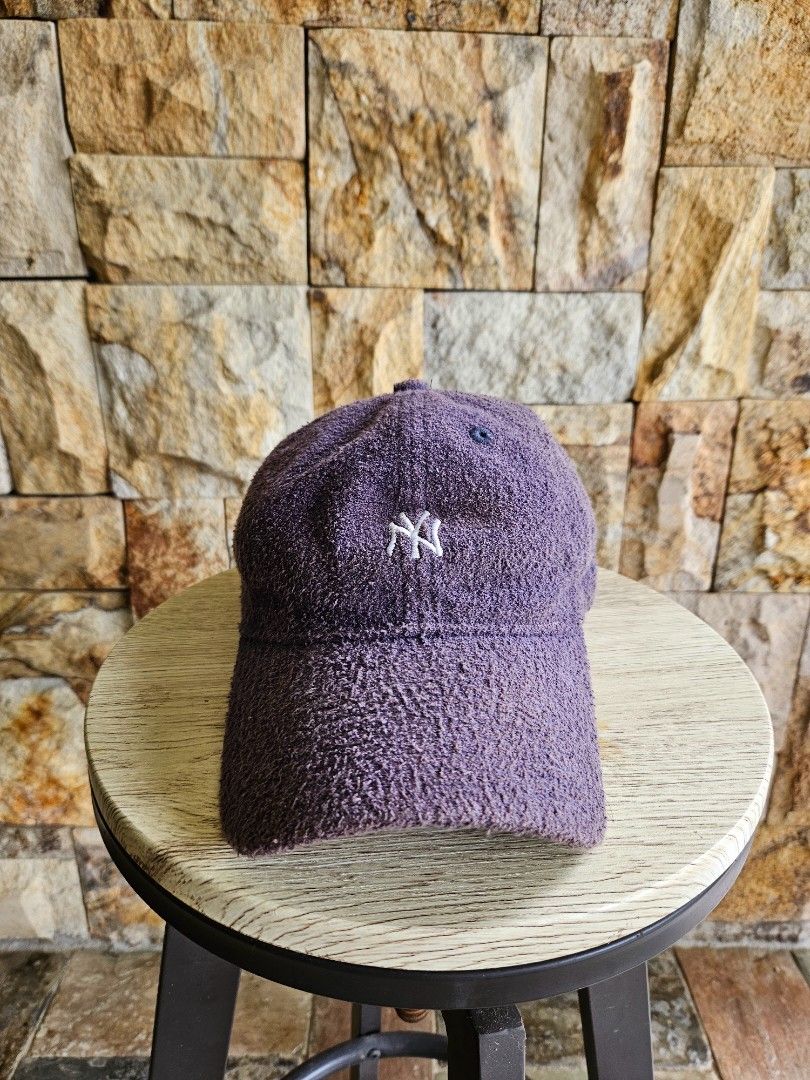 New Era NY cap small logo