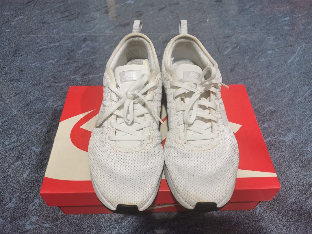 Nike hotsell tone racer