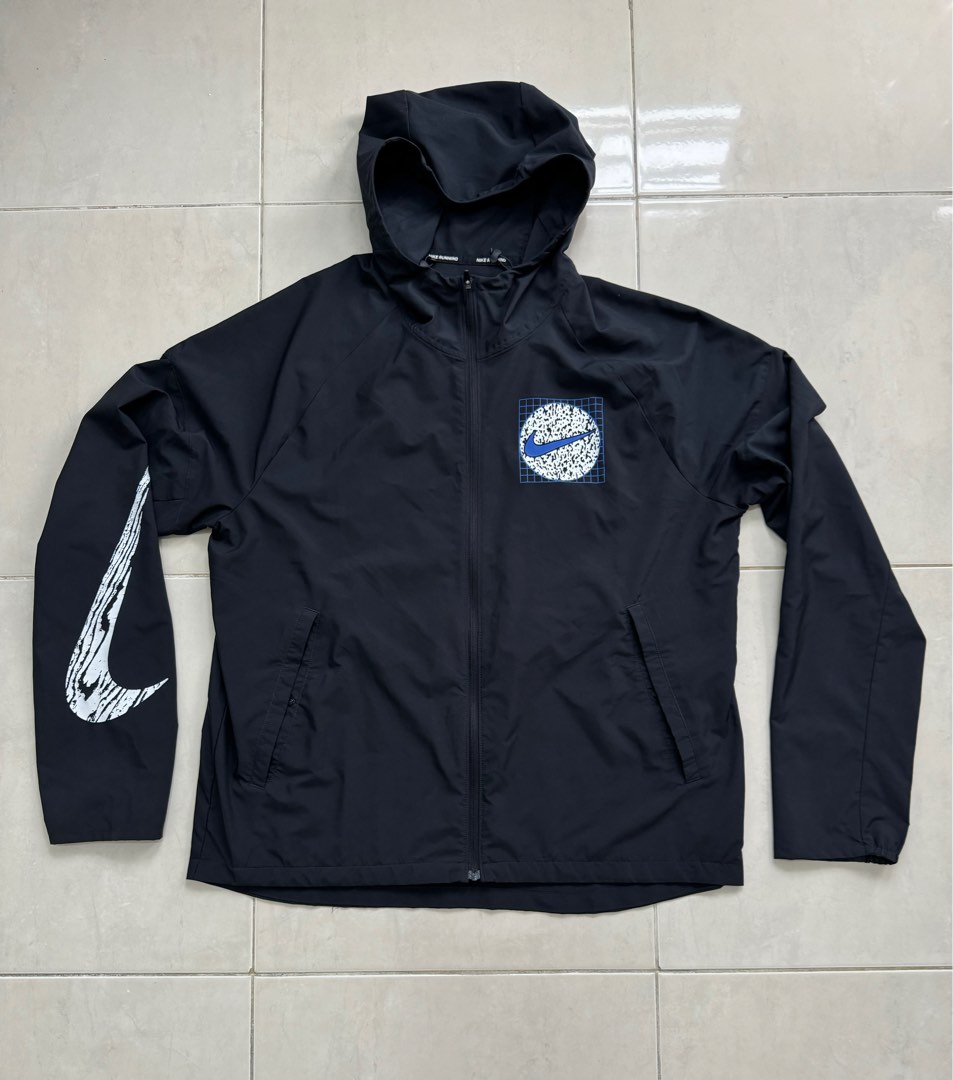 Men's running clearance jacket nike essential