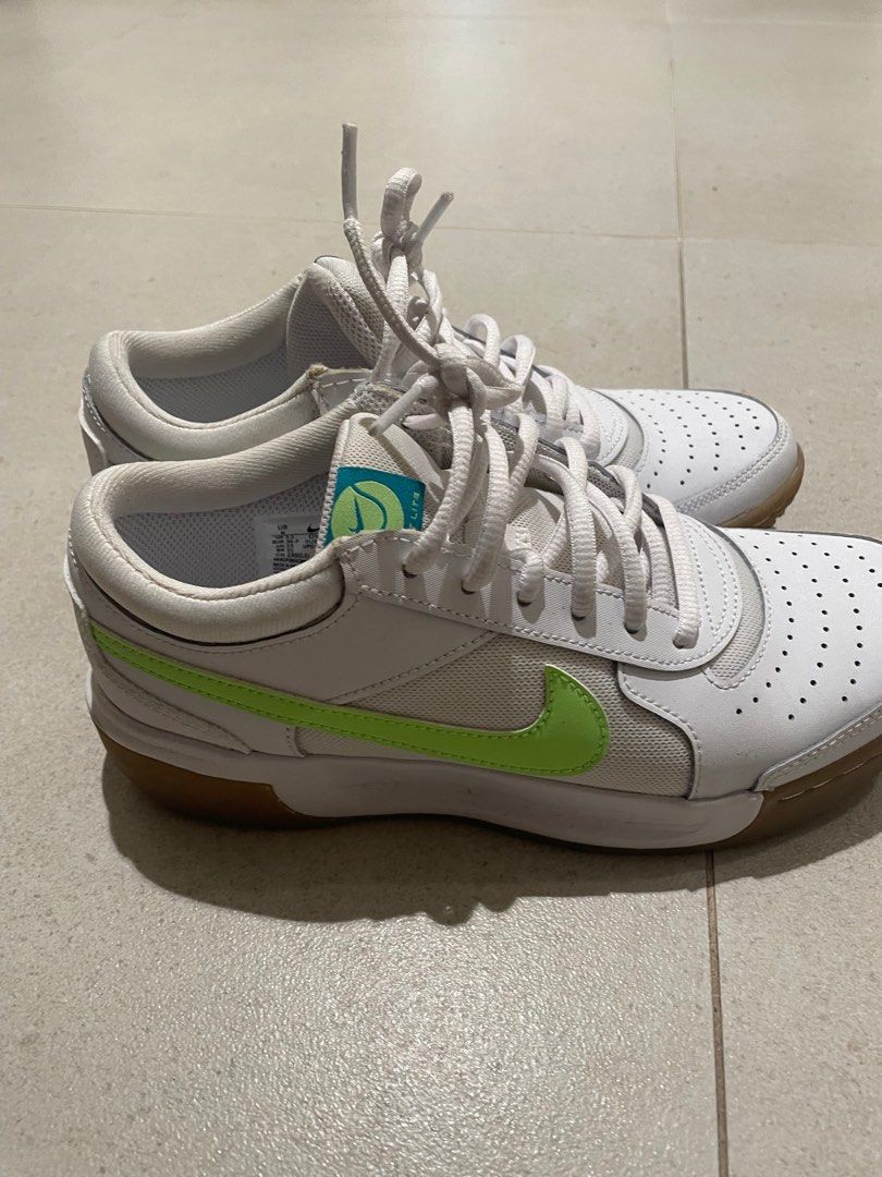 White nike clearance tennis
