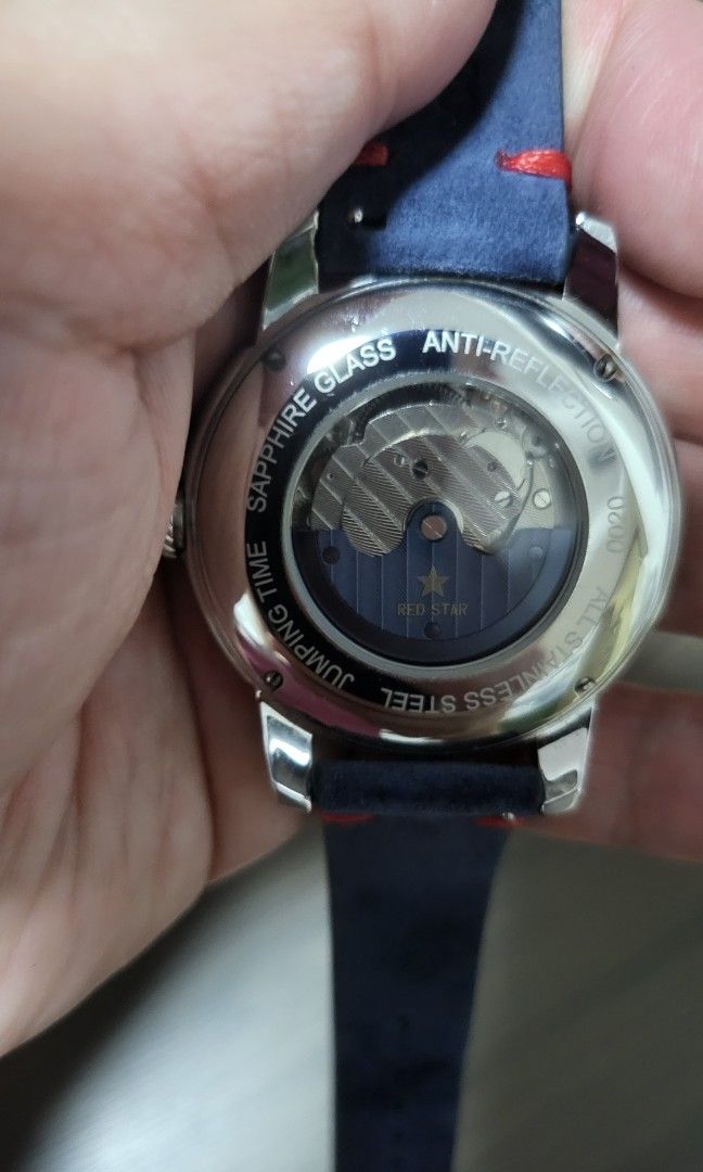 Red star jump hour hot sale automatic watch