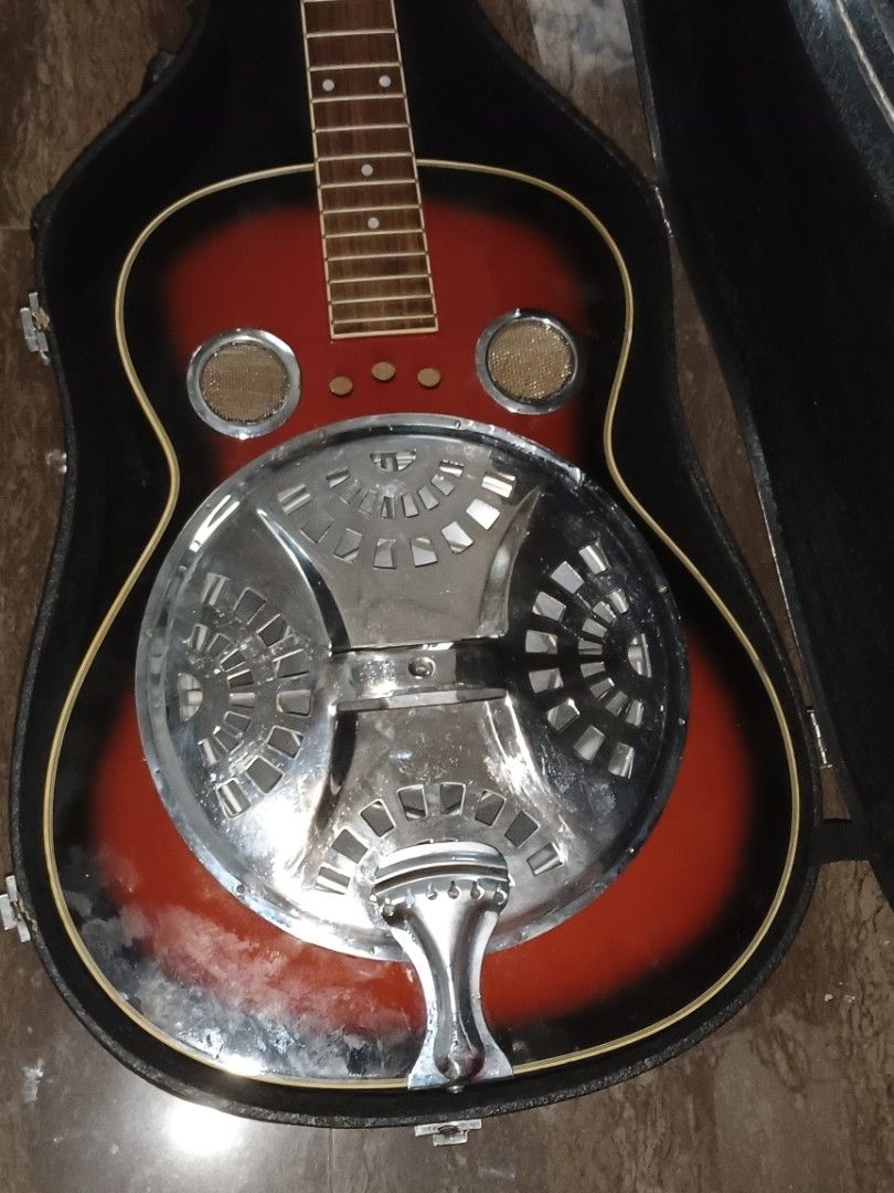 Resonator acoustic guitar Made in Japan, Hobbies & Toys, Music & Media, Musical Instruments on