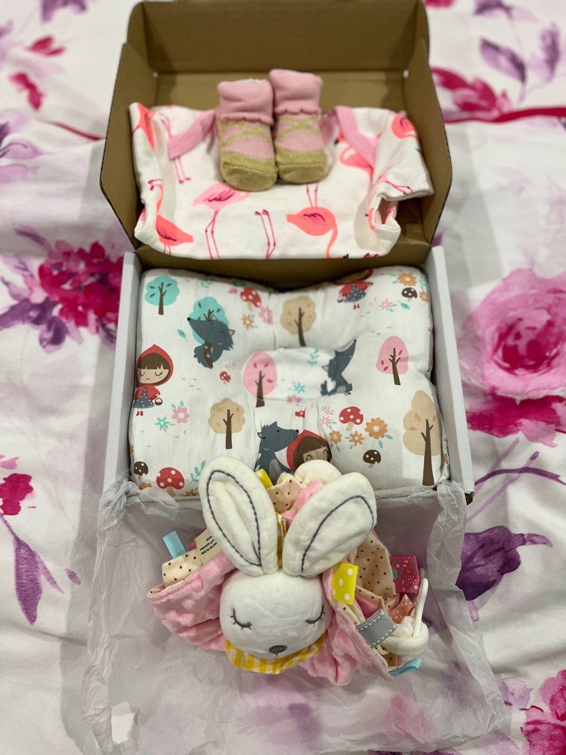 Baby gift set sale hot sale