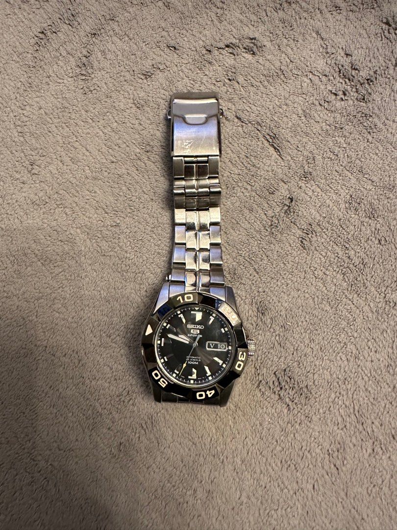 Seiko 5 automatic waterproof hotsell