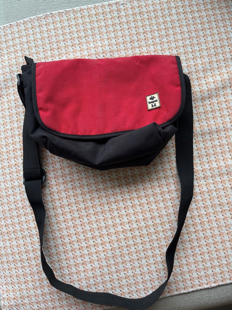 Hayrer sling bag sales
