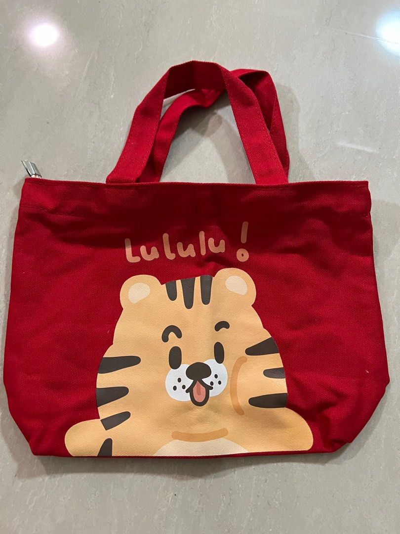 Red tote clearance