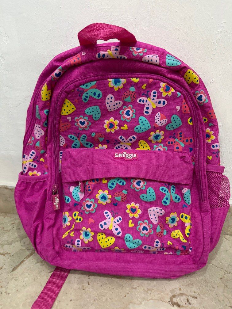 Smiggle hotsell bag small