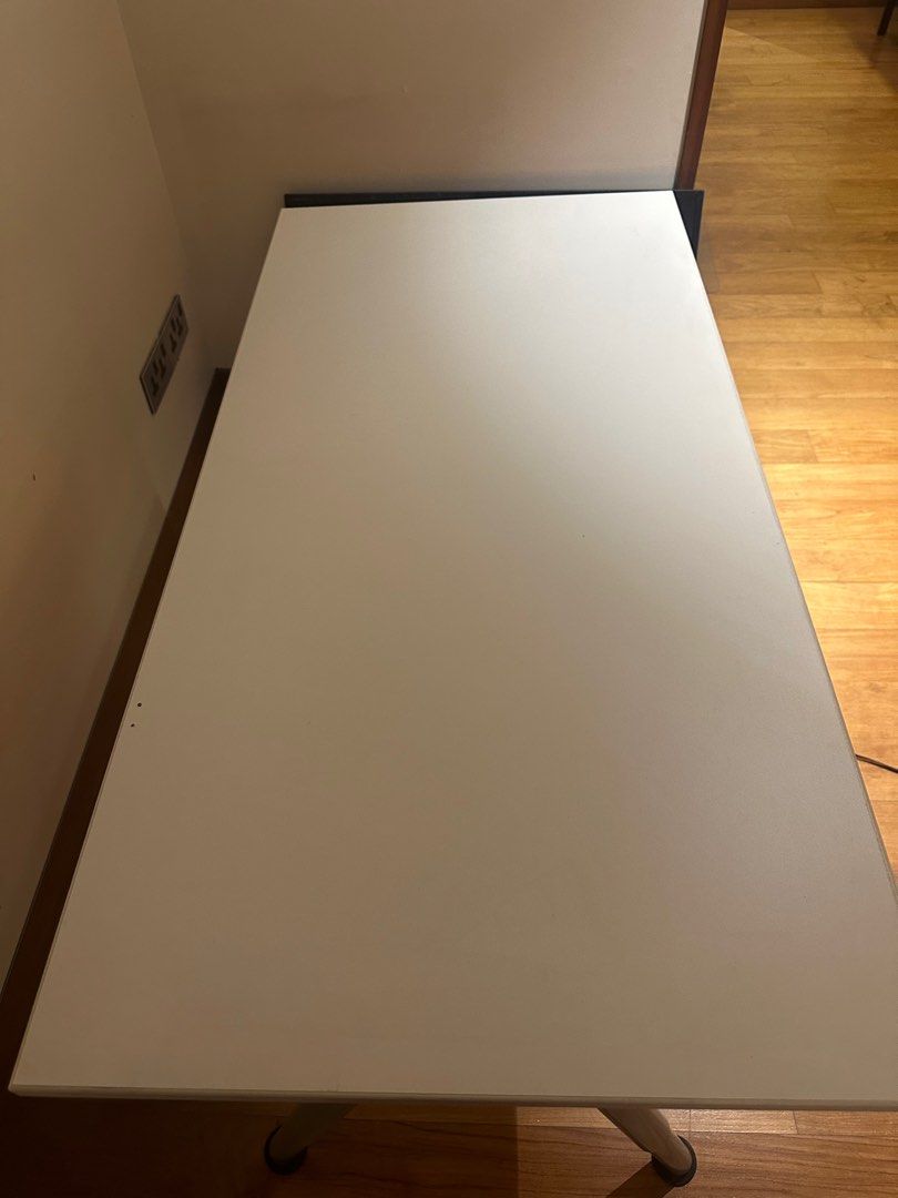 Study Table (Category: Tables & Sets) located in Singapore. Submitted by spacewalker26 (Listing ID 1275625677, Image 3). Description: .