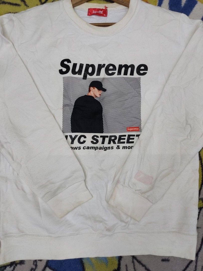 SUPREME SWEATSHIRT SIZE M PIT 20 Luxury Apparel on Carousell