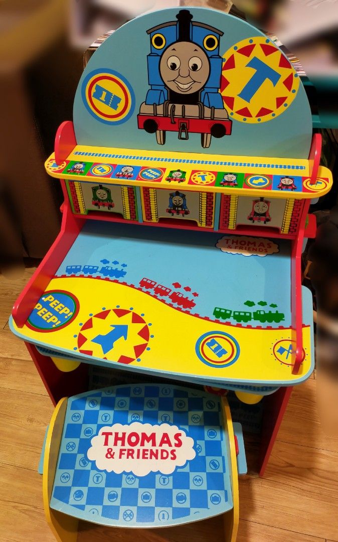 Thomas the train hotsell desk and chair