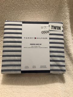Tommy Hilfiger Printed Bed Sheet Set Twin 3 Piece Code 508 🇨🇦