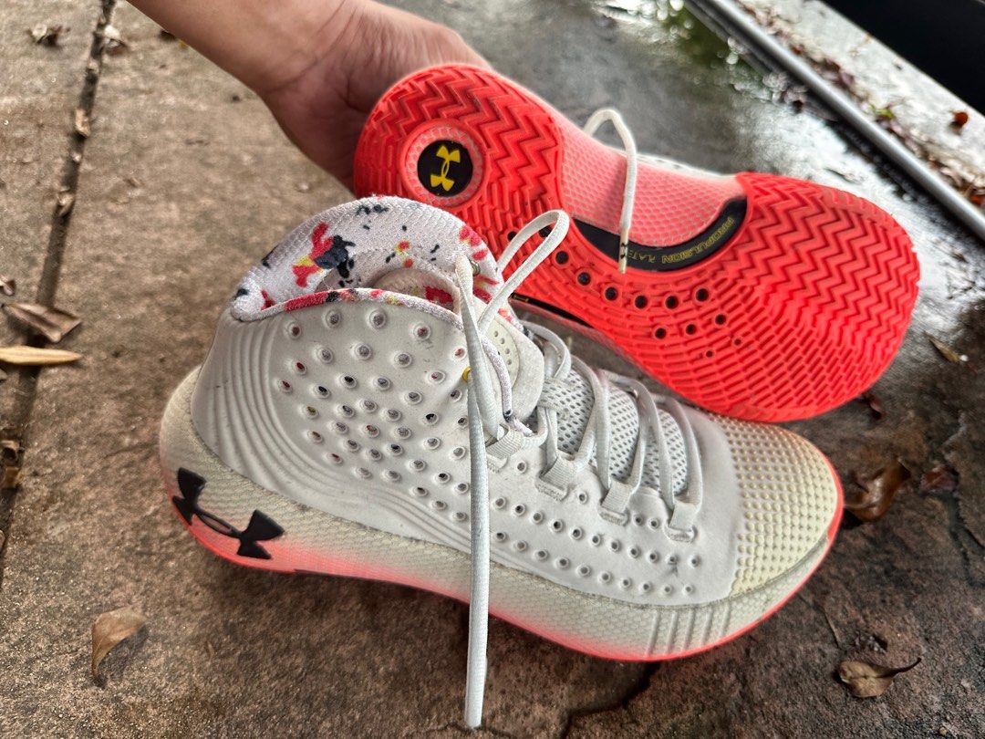 Under armour hovr basketball online shoes