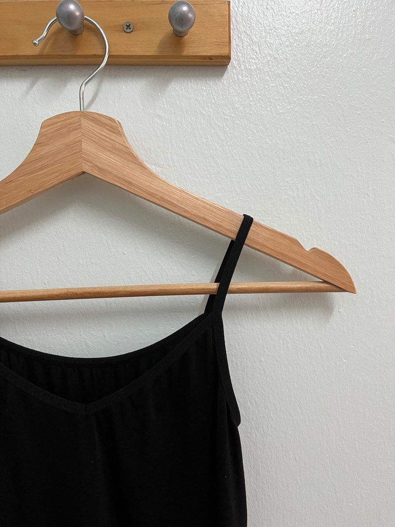 UNIQLO Airism Camisole, Women's Fashion, Tops, Sleeveless on Carousell