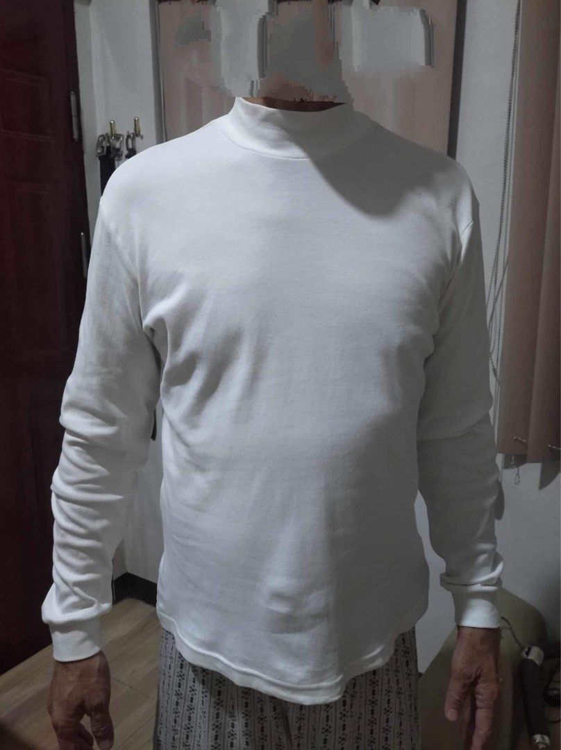 White turtleneck uniqlo sale