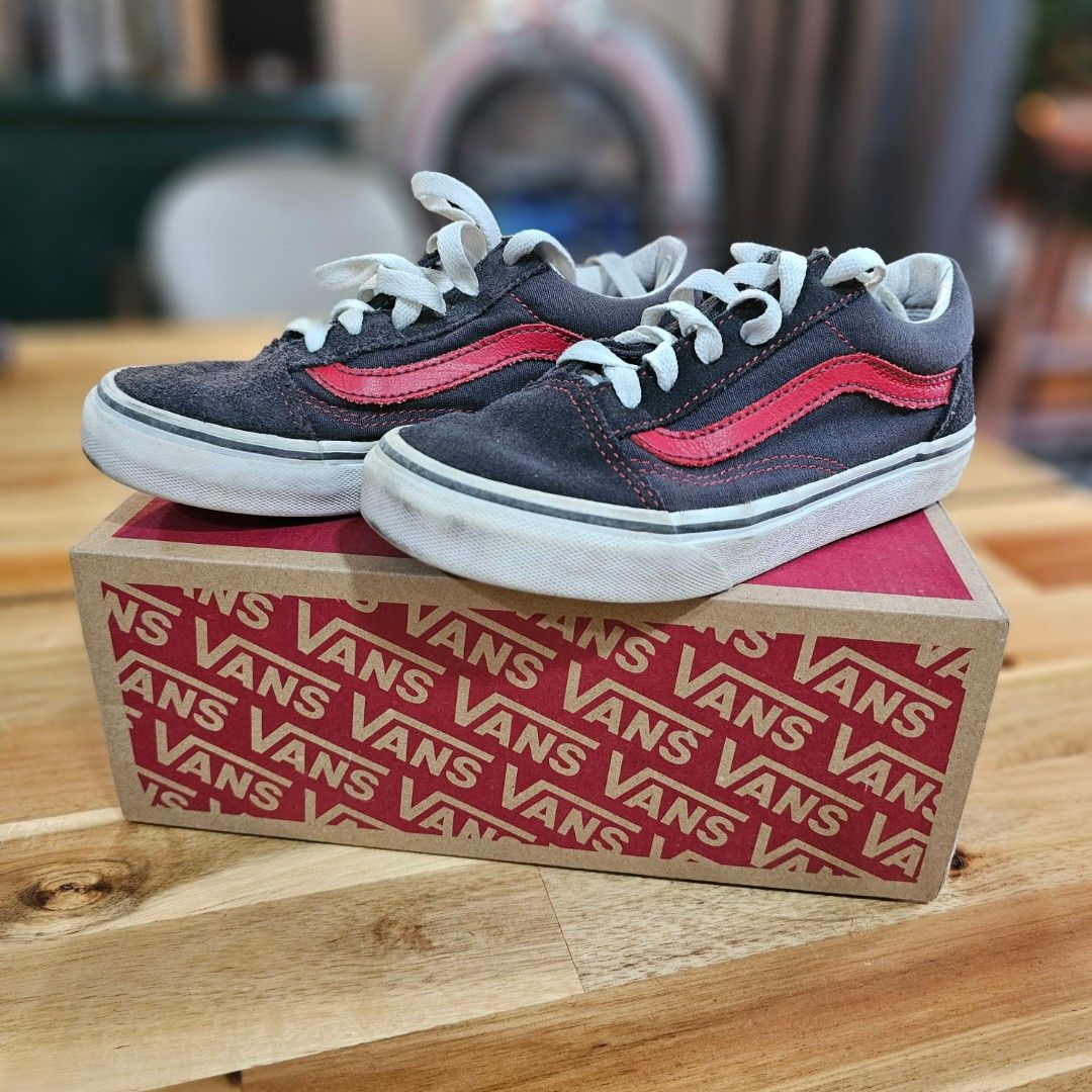 All red vans old school discount