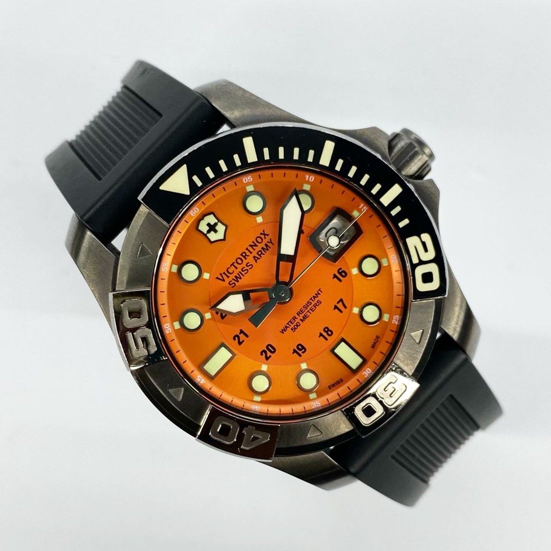 Victorinox Jam Tangan Swiss Army Chronograph Victorinox Swiss Army