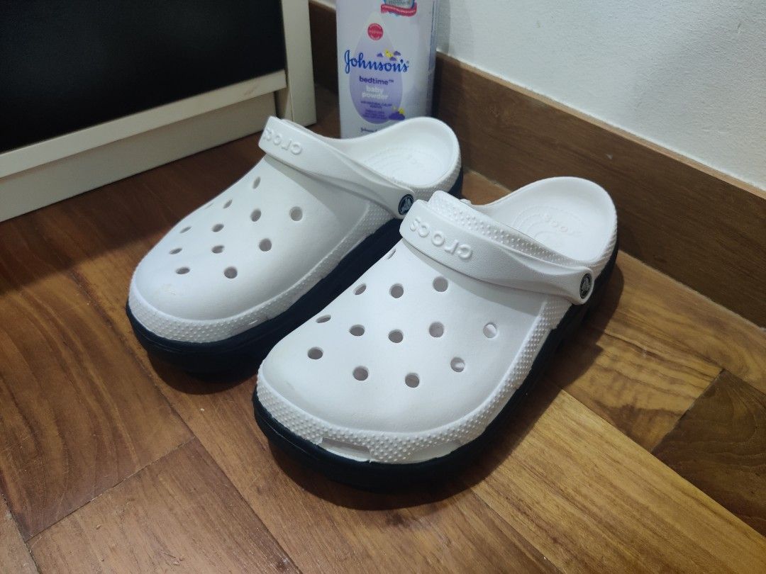 White crocs size best sale 2