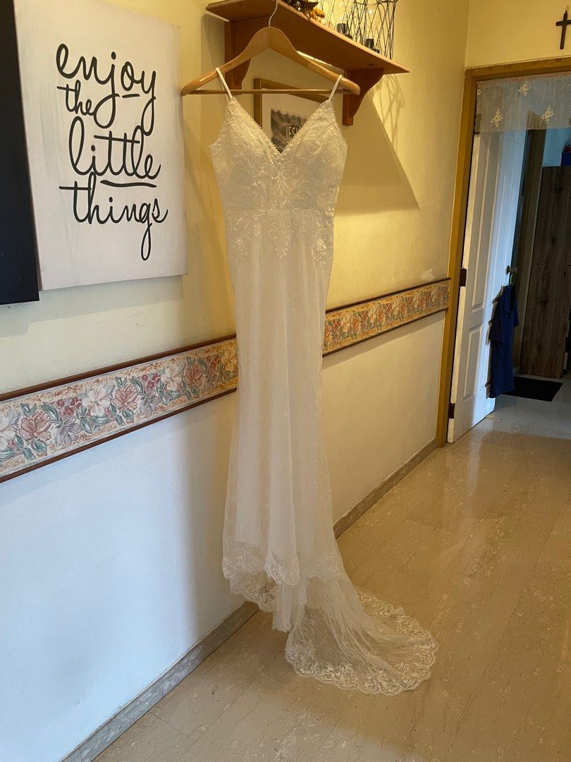 Wedding dress white hotsell lace