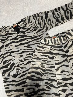 (Category: ) located in . Submitted by wearitagainx (Listing ID 1275599751, Image 1). Description: .