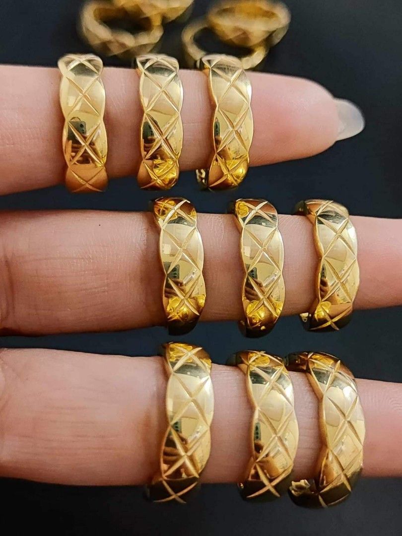18K Saudi Gold coco crush ring Women s Fashion Jewelry Organizers Rings on Carousell