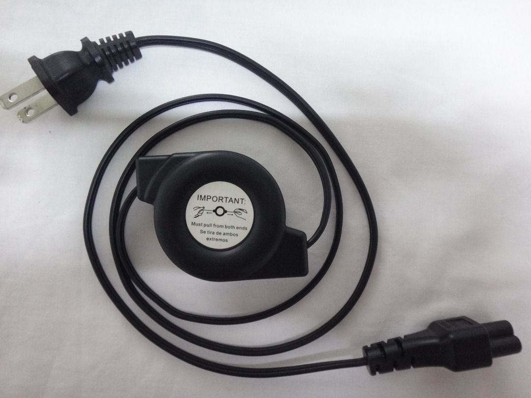 1 Meter Retractable Grounded to Ungrounded Laptop Power Cable for