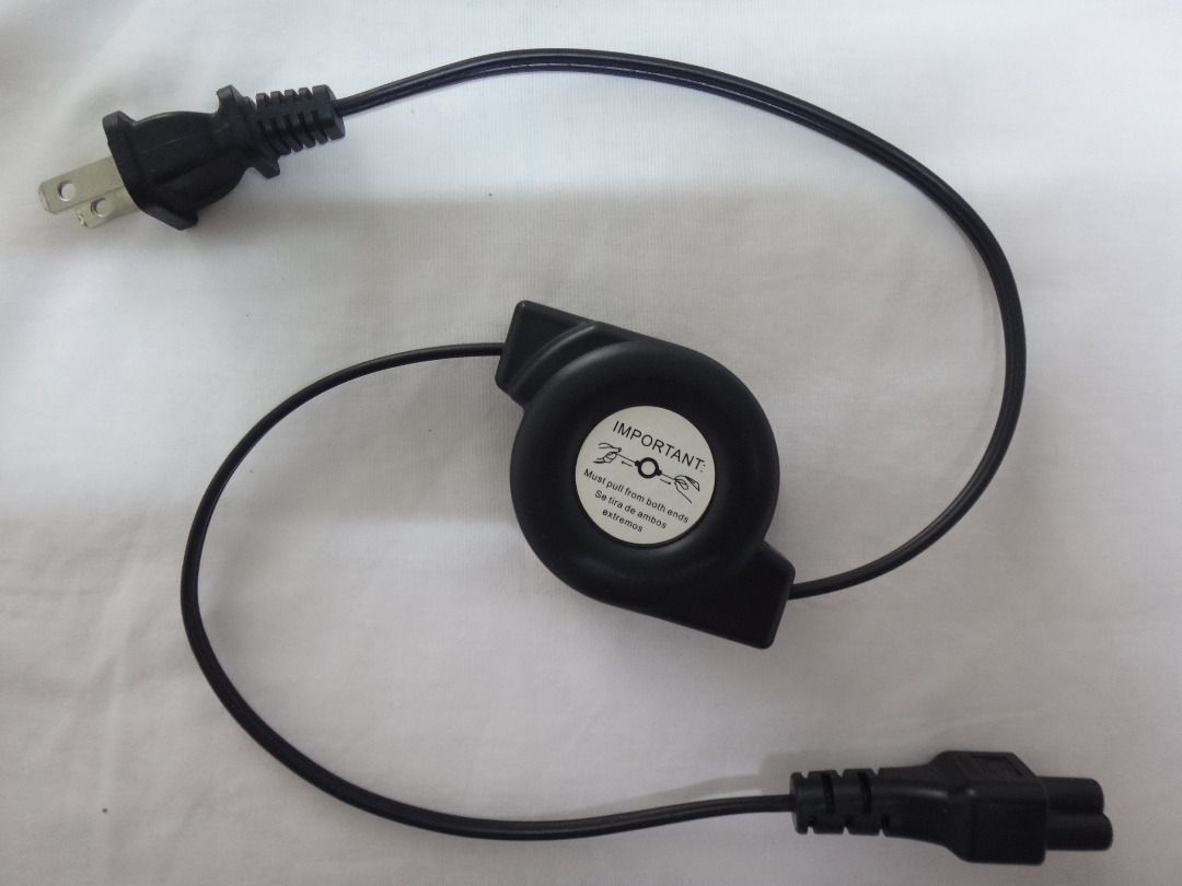 1 Meter Retractable Grounded to Ungrounded Laptop Power Cable for
