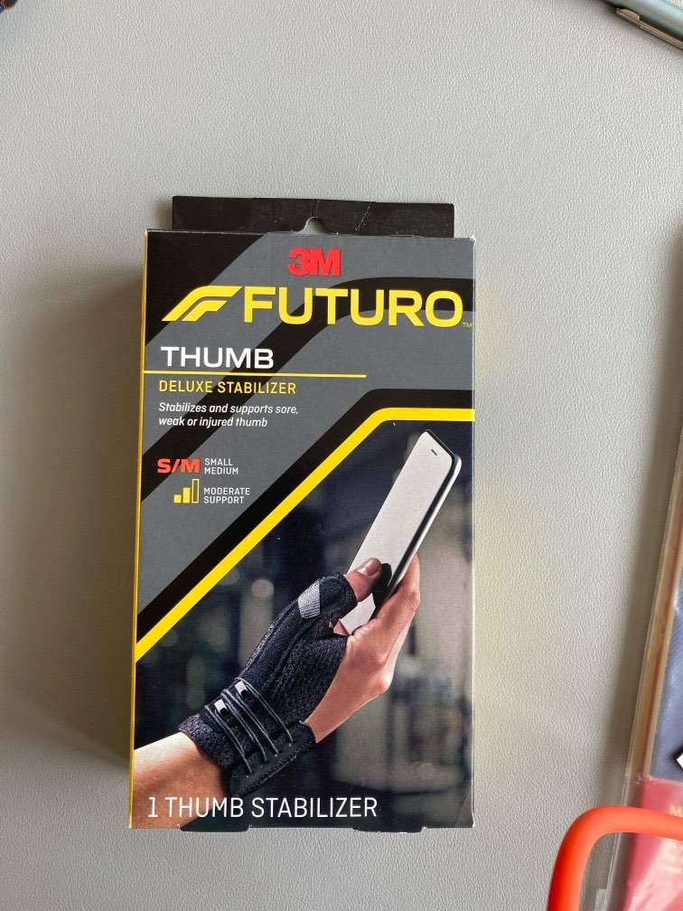 3M Futuro Thumb Deluxe Stabilizer, Health & Nutrition, Braces, Support