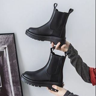 Affordable platform clearance boots