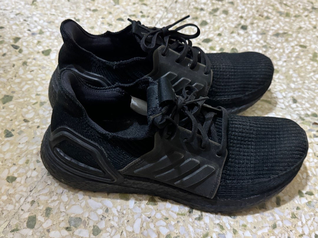 All black ultra boost new arrivals 19