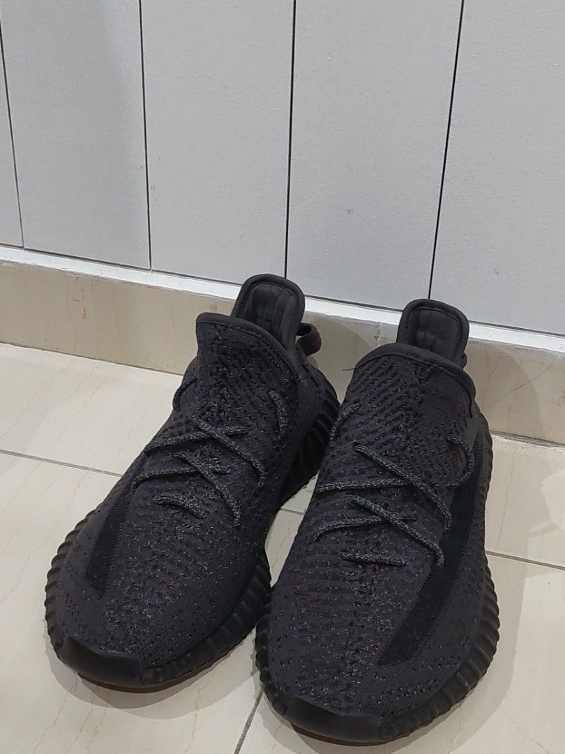 Yeezy 750 black deals