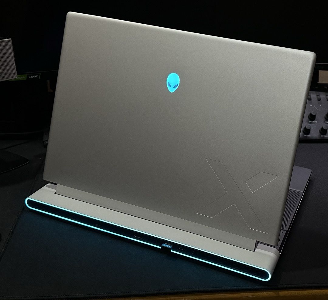 Alienware x16 Gaming Laptop - Alienware Laptops