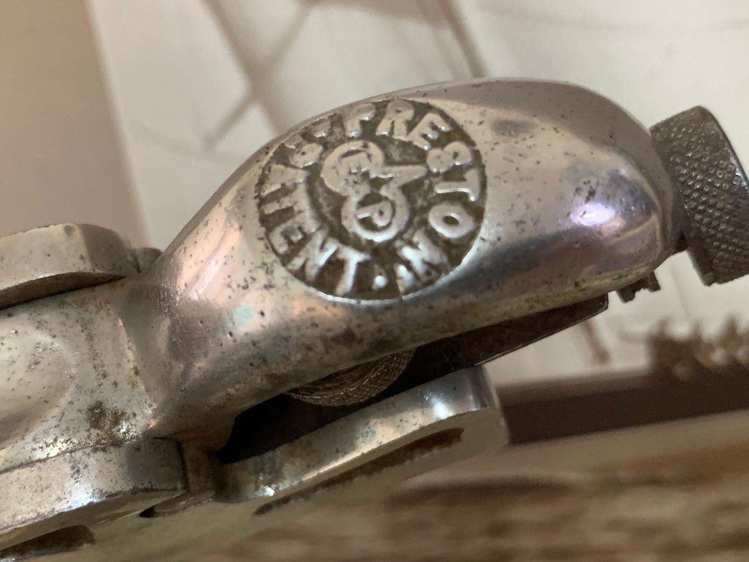 Vintage Antique The Edward Preston plane adjustable bullnose plane