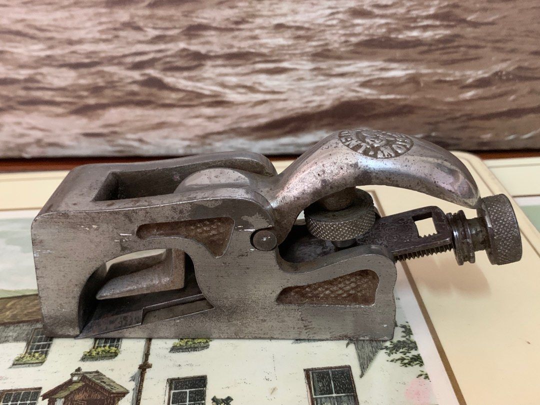Vintage Antique The Edward Preston plane adjustable bullnose plane