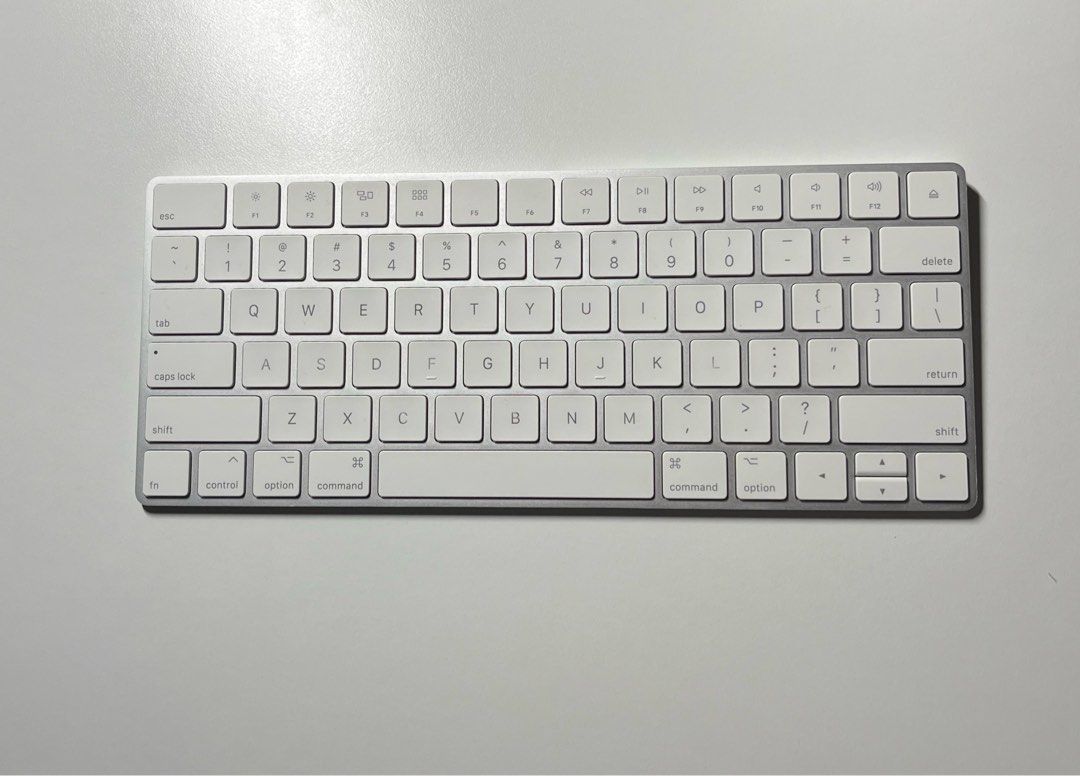 Apple Magic Keyboard (A1644), Computers & Tech, Parts & Accessories ...