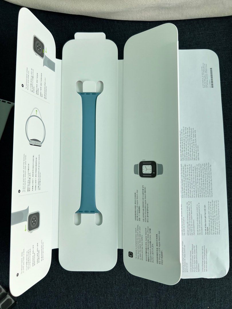 Apple watch series hot sale 4 box dimensions