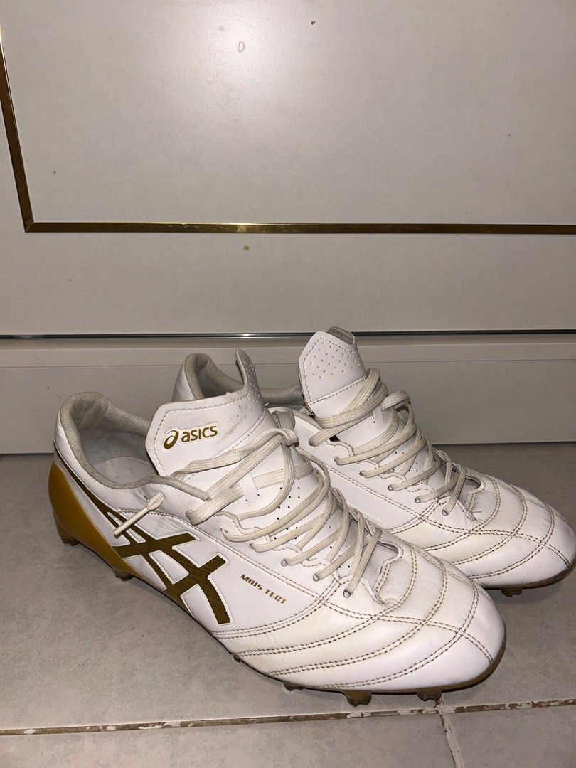 Asics fly deals