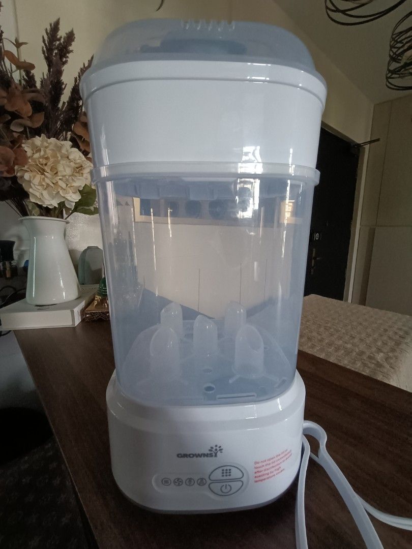 Bottle and pacifier sterilizer 2025