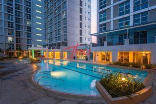 Beautiful 1 Bedroom @ The Linear Makati by Filinvest for SALE