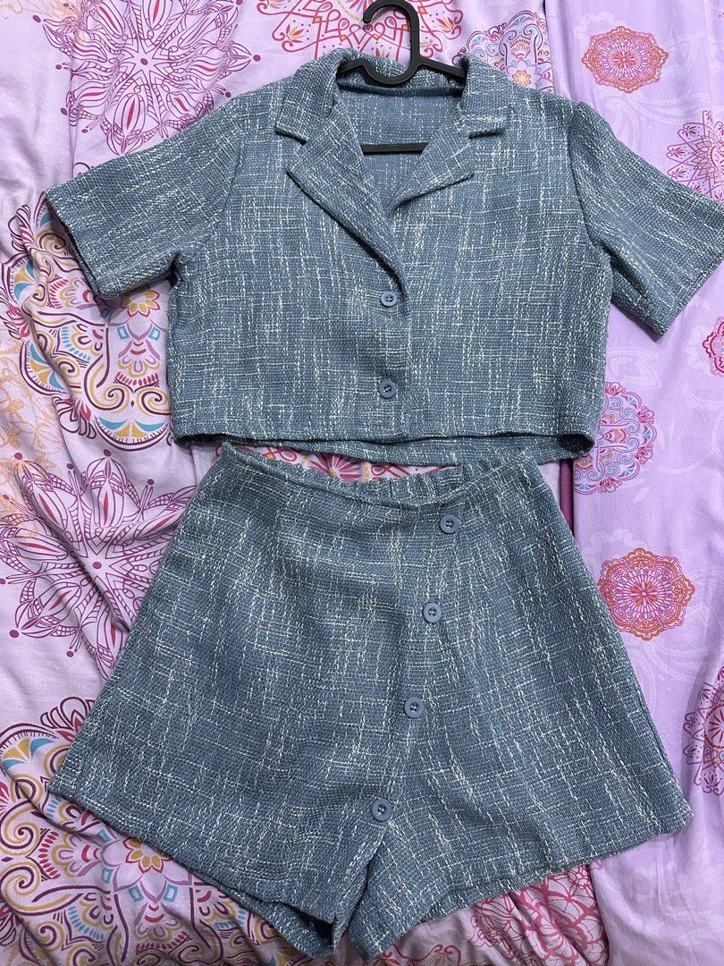 Blue Coords (Category: Sets or Coordinates) located in Taguig. Submitted by hapipeachy (Listing ID 1269450088, Image 1). Description: used once.