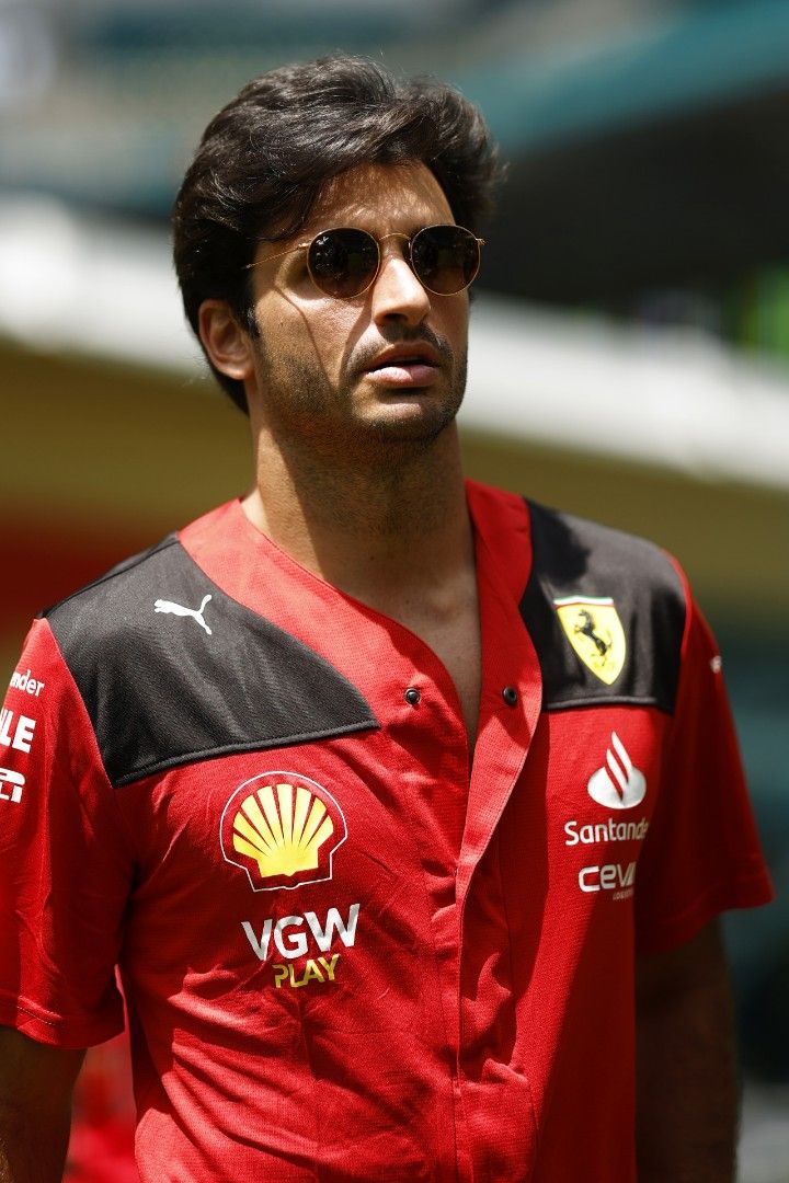 BNWT Scuderia Ferrari Miami GP Baseball Jersey Size L Formula One F1