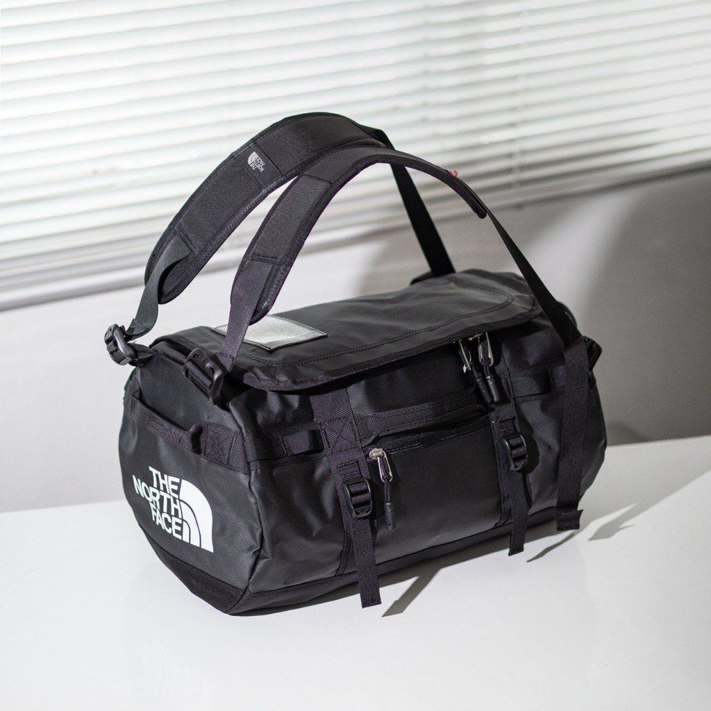 Buy north face duffel bag new arrivals