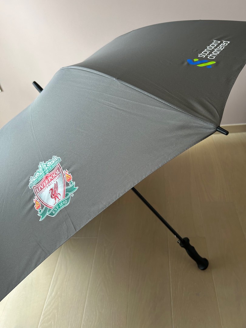 Brand New Liverpool LFC x Standard Chartered Bank umbrella and tumbler
