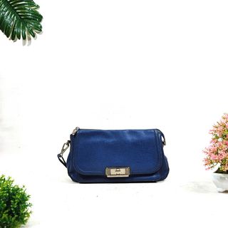 (Kategori: ) berada di . Dikirim oleh R3_Station (ID iklan 1269364474, Gambar 1). Deskripsi: .